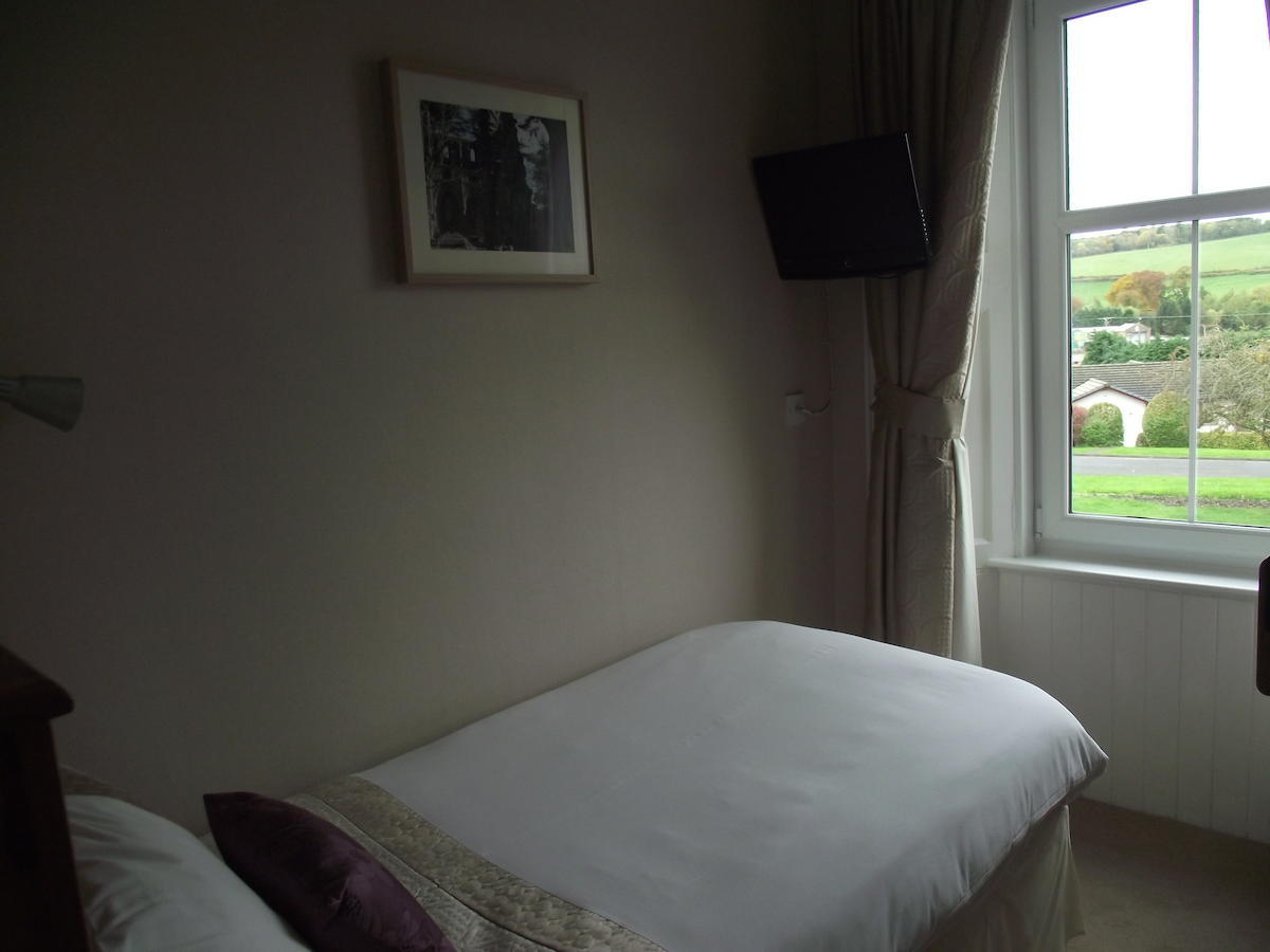 Broomfield House Bed And Breakfast Earlston Rum bild