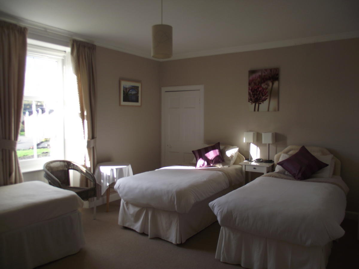 Broomfield House Bed And Breakfast Earlston Rum bild